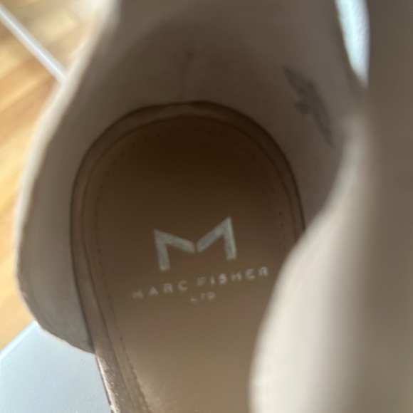 Marc Fisher Vixen peep toe sandal - Picture 5 of 6